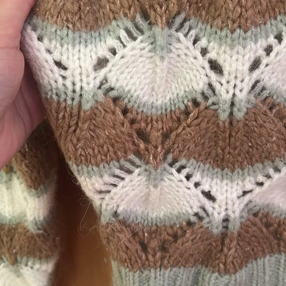 Zara Brown and Cream Crew Neck Sweater with Zigzag Pattern - Picture 3 of 7